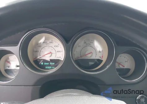 2013 Dodge Challenger Sxt z USA, uszkodzony, nr VIN 2C3CDYAG9DH649457